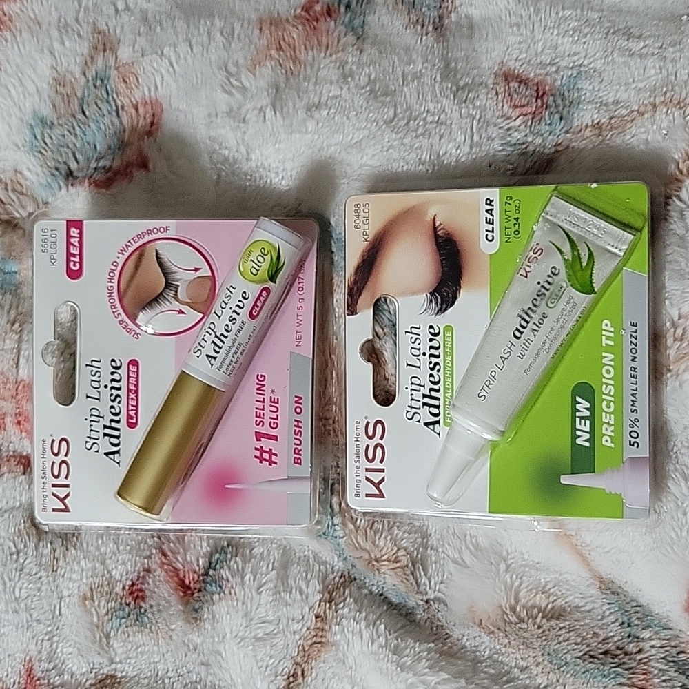 Kiss strip lash adhesive clear 1 latex free with brush on and 1 pecision tip